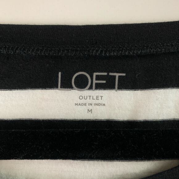 LOFT Tee T-Shirt Medium Scoop Neck L/S Striped Soft Cotton Basic Staple NWT - Picture 8 of 12